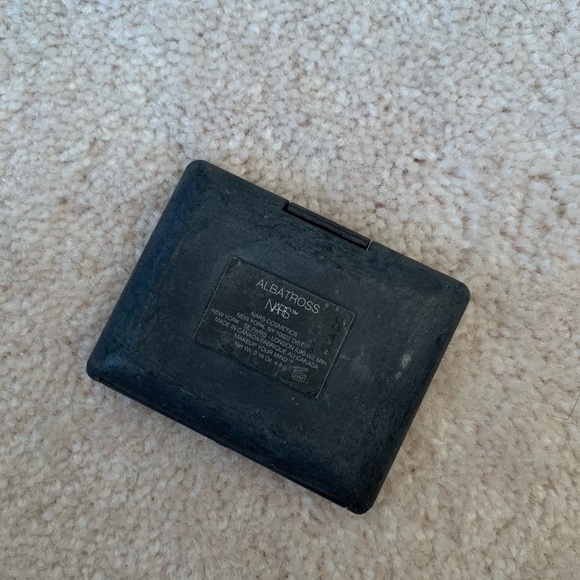 NARS Highlighter Albatross - Picture 3 of 3